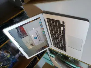 Laptop Apple MacBook Air 2013 4GB Intel Core I5 SSD 256GB