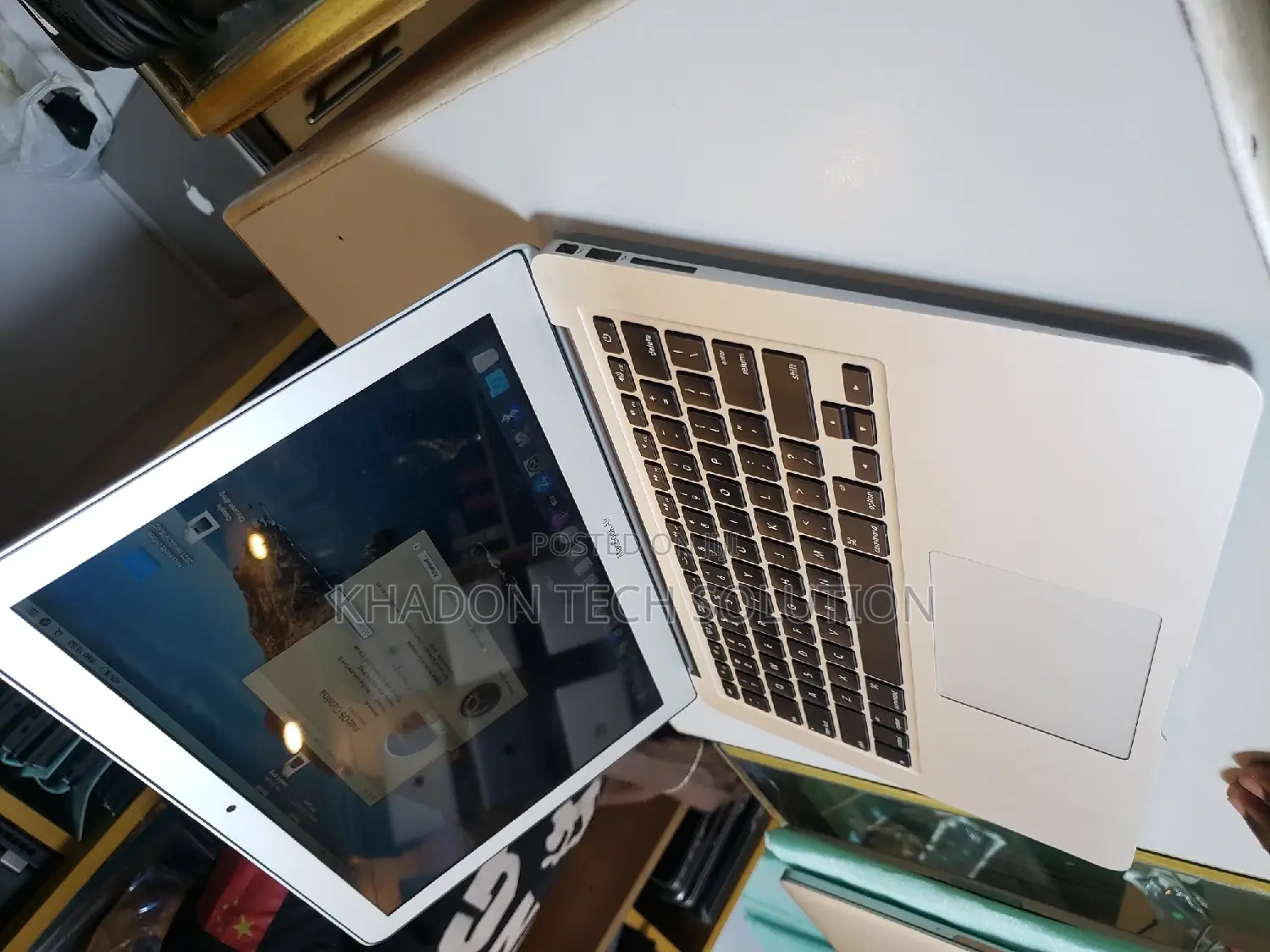 Laptop Apple MacBook Air 2015 8GB Intel Core I5 SSD 256GB