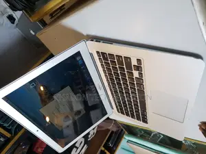 Laptop Apple MacBook Air 2015 8GB Intel Core I5 SSD 256GB