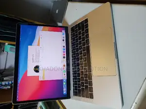 Laptop Apple MacBook Pro 2017 16GB Intel Core I7 SSD 256GB