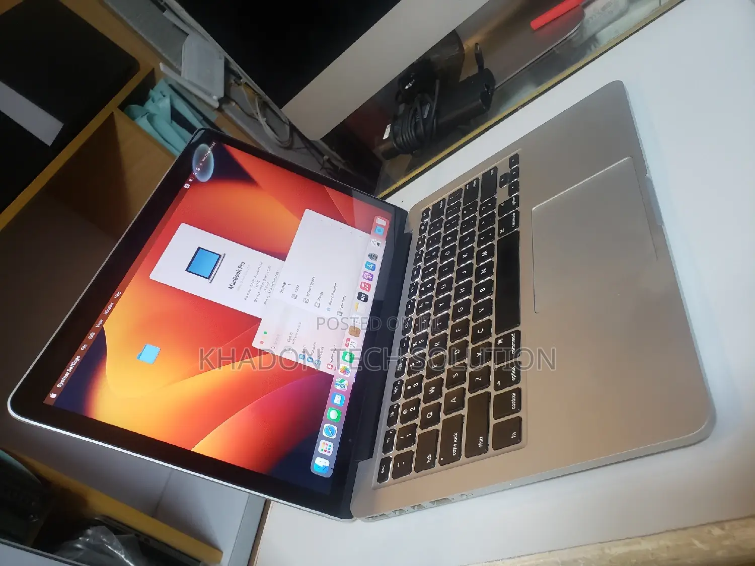 Laptop Apple MacBook Pro 2015 8GB Intel Core I5 SSD 256GB