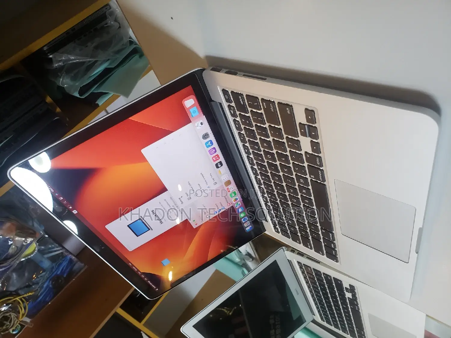 Laptop Apple MacBook Pro 2015 8GB Intel Core I5 SSD 256GB