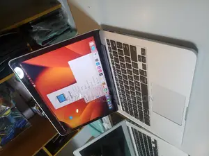 Laptop Apple MacBook Pro 2015 8GB Intel Core I5 SSD 256GB