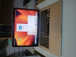 Laptop Apple MacBook Pro 2015 8GB Intel Core I5 SSD 256GB