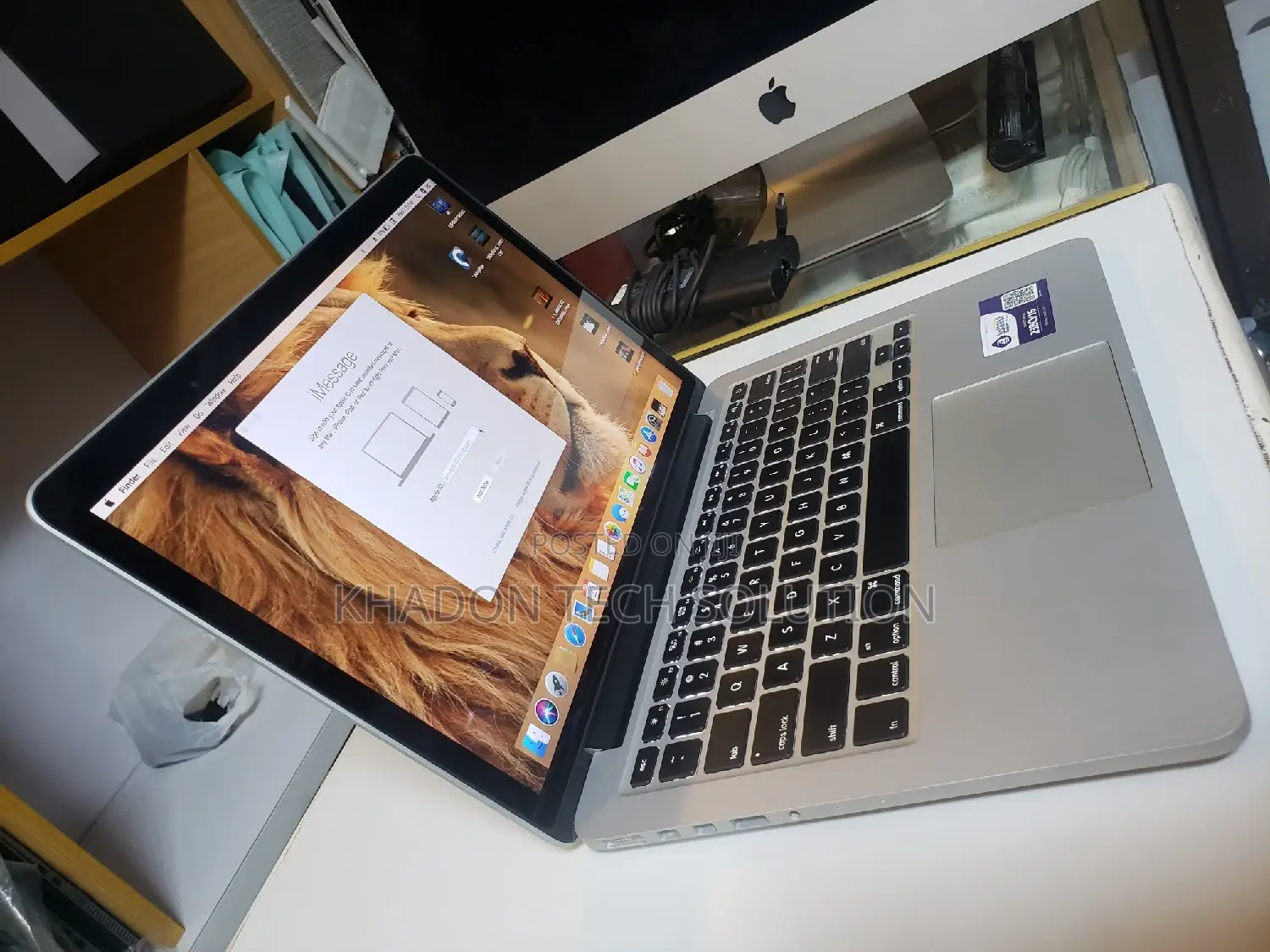 Laptop Apple MacBook Pro 2015 8GB Intel Core I5 SSD 256GB