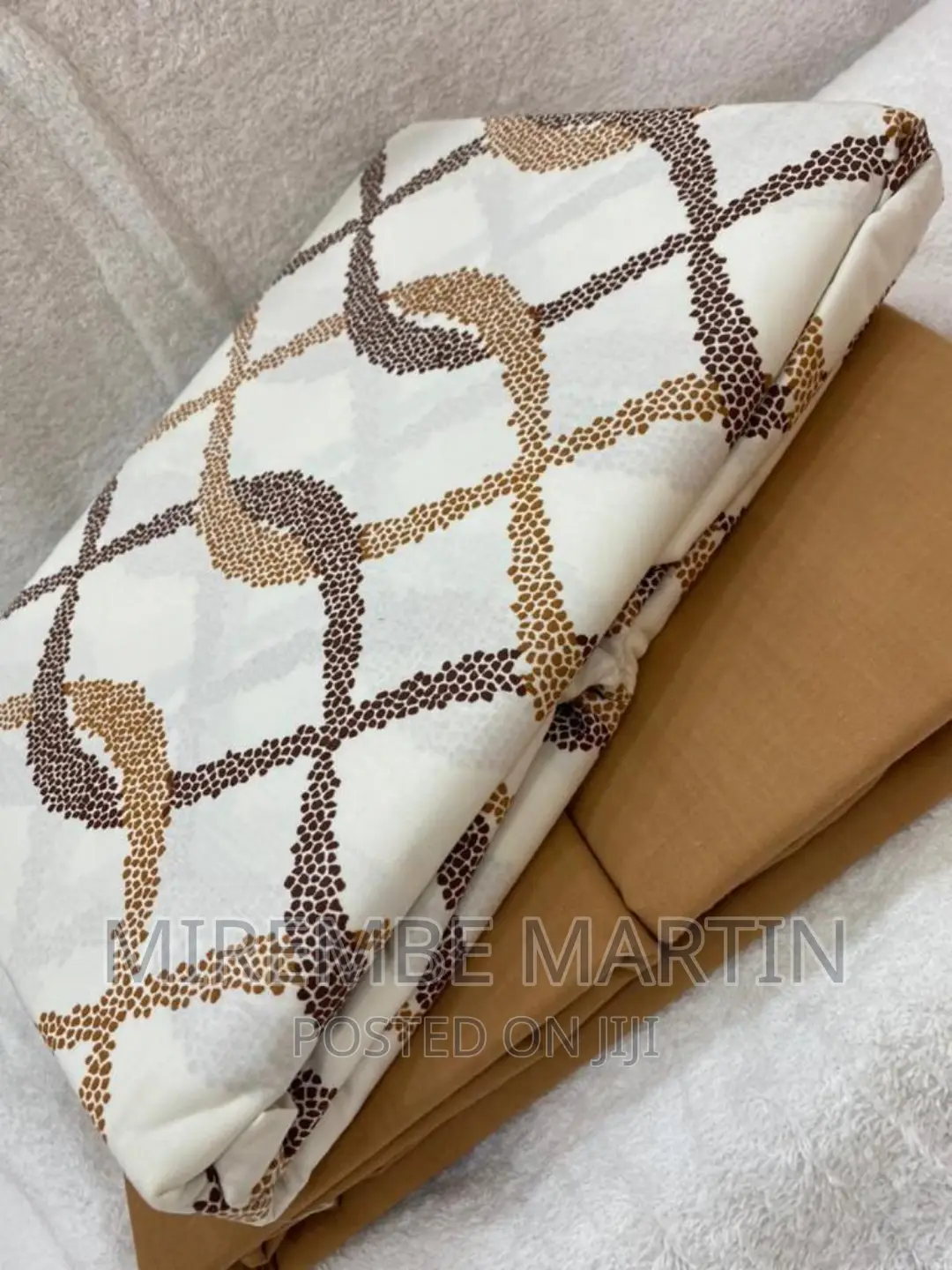 6*6 Bedsheets With Pillowcases-Multicolor