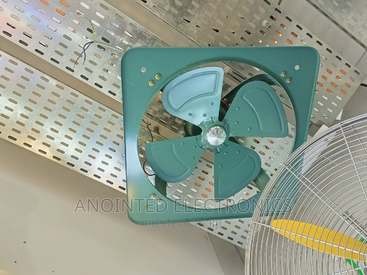 Extractor Wall Fans 24"