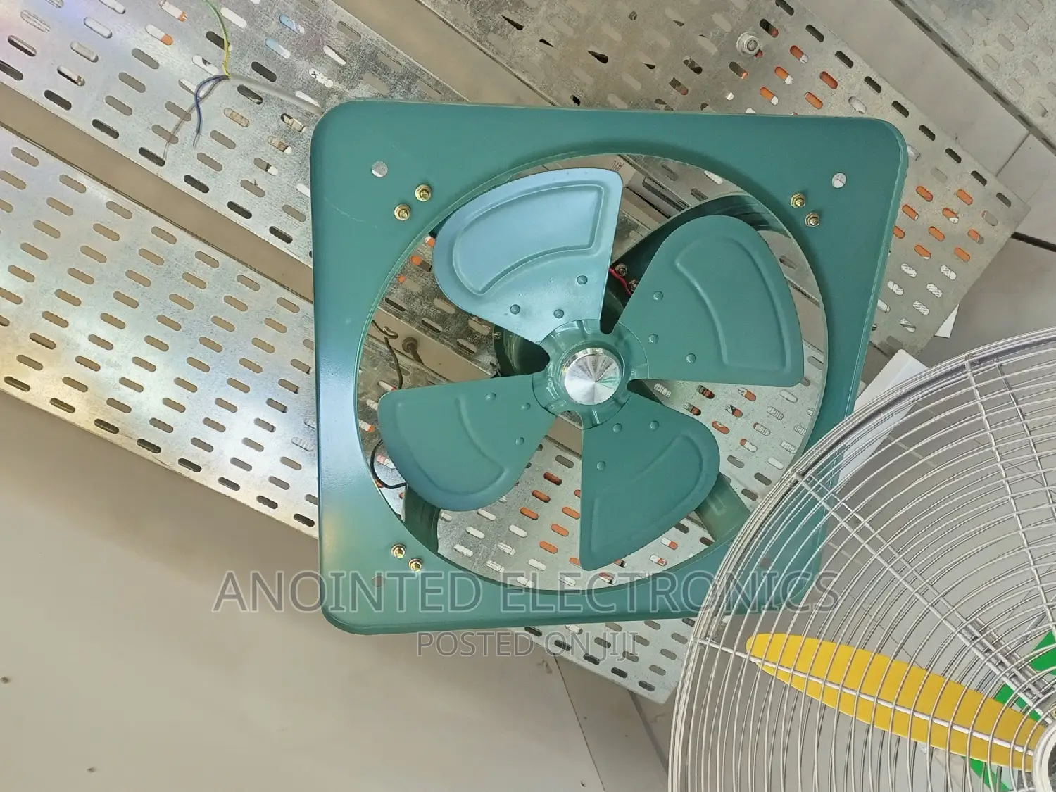 Extractor Wall Fans 24"