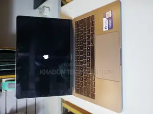 Laptop Apple MacBook Pro 2015 8GB Intel Core I5 SSD 256GB