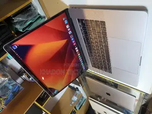 Laptop Apple MacBook Pro 2017 16GB Intel Core I7 SSD 500GB