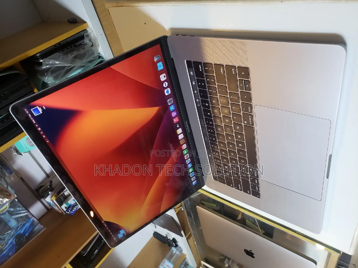Laptop Apple MacBook Pro 2017 16GB Intel Core I7 SSD 500GB