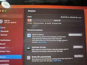 Laptop Apple MacBook Pro 2017 16GB Intel Core I7 SSD 500GB