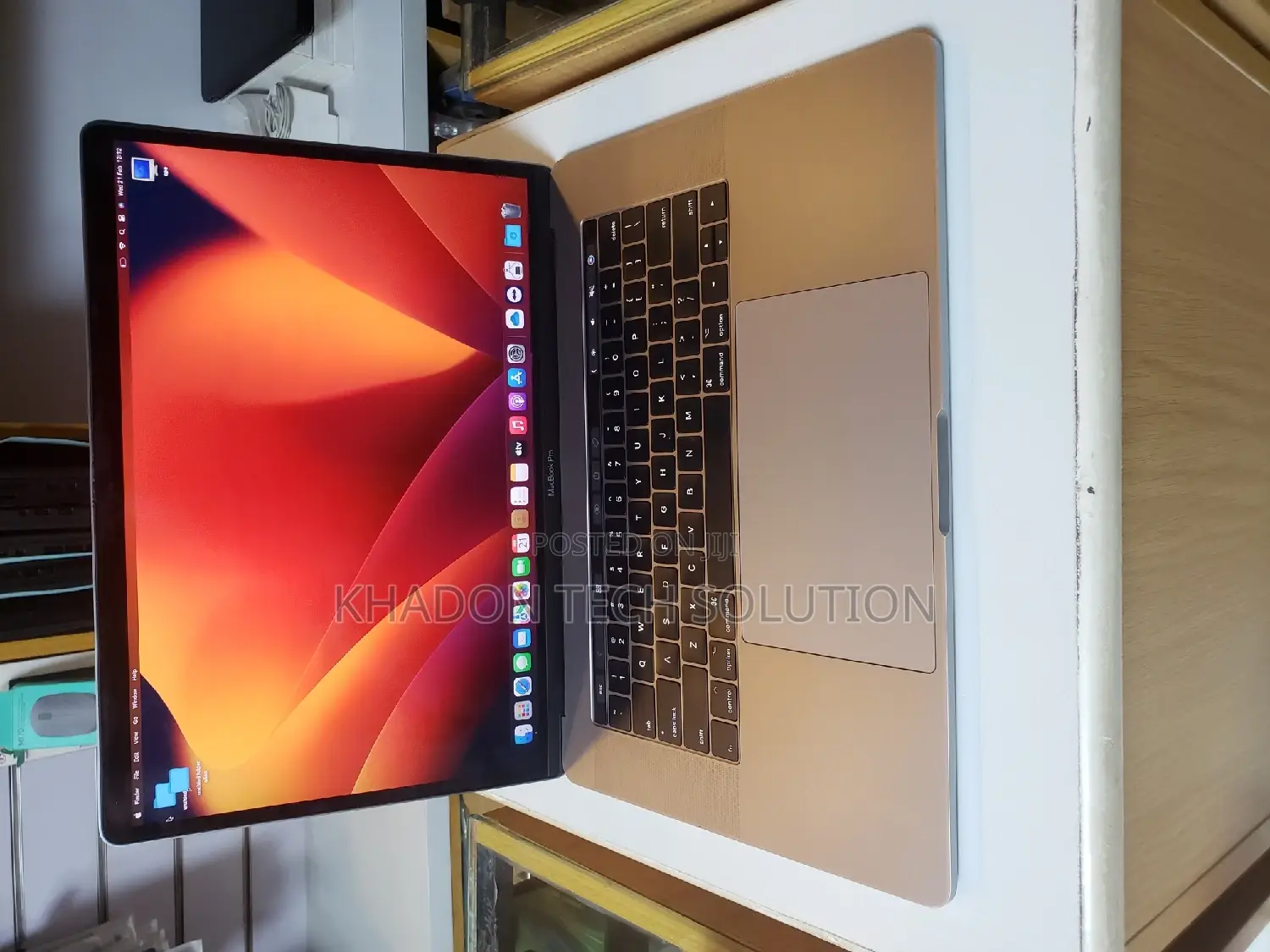 Laptop Apple MacBook Pro 2017 16GB Intel Core I7 SSD 500GB