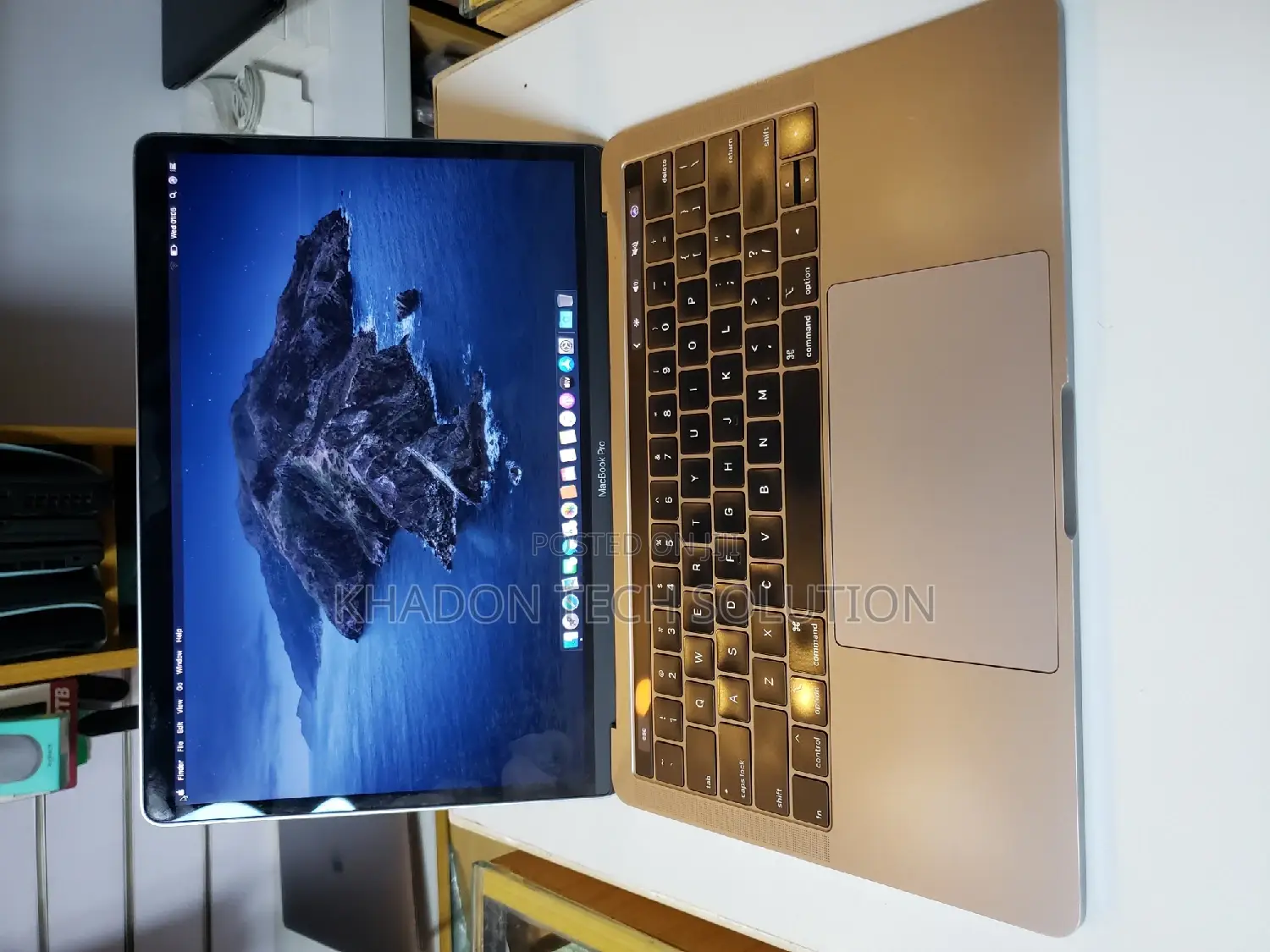 Laptop Apple MacBook Pro 2018 16GB Intel Core I7 SSD 500GB