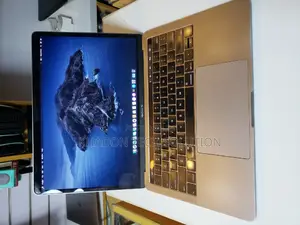 Laptop Apple MacBook Pro 2018 16GB Intel Core I7 SSD 500GB