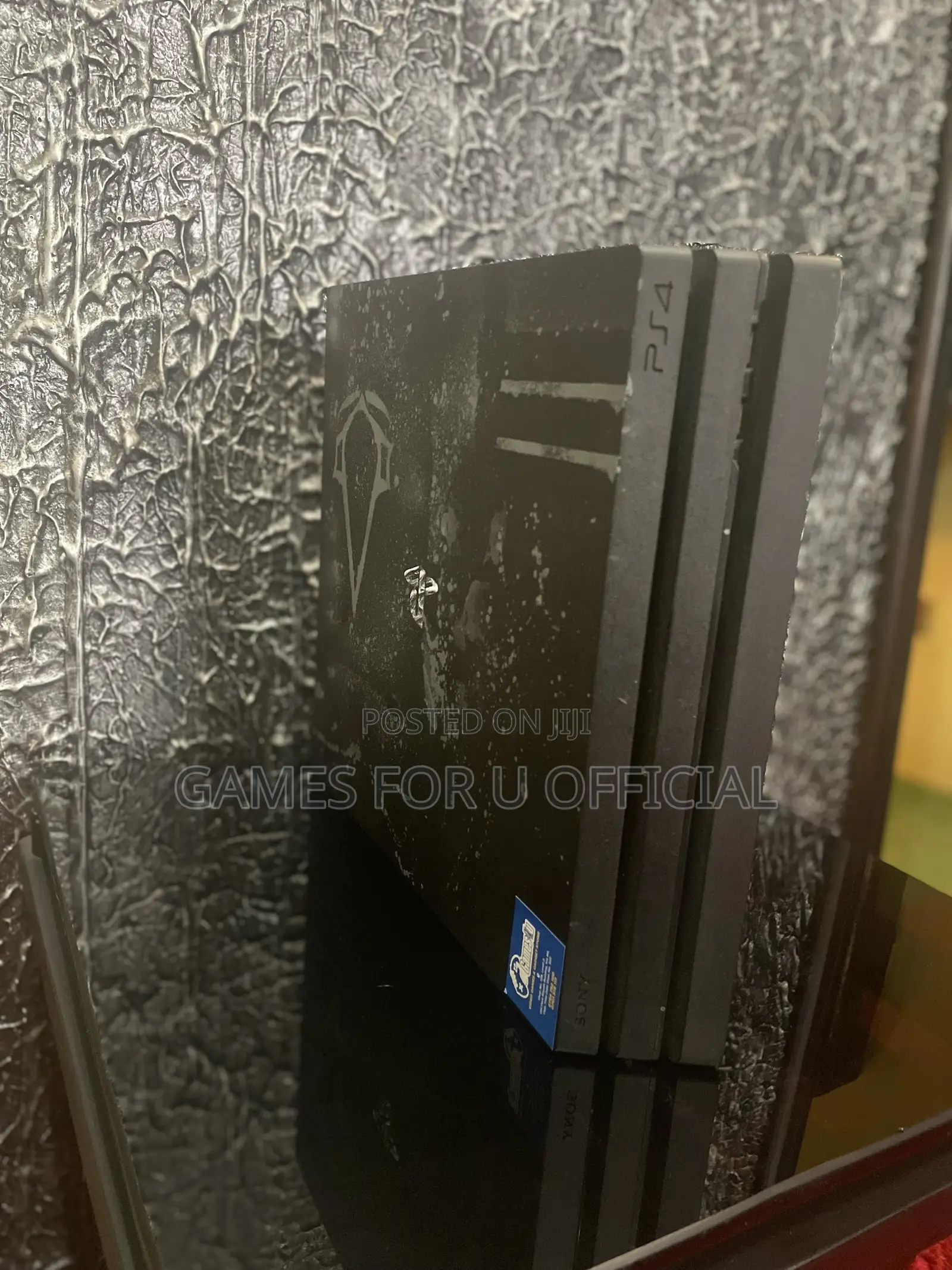 Unchipped Ps4 Pro ##^