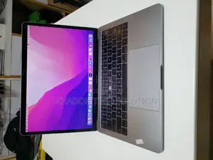Laptop Apple MacBook Pro 2017 8GB Intel Core I5 SSD 256GB