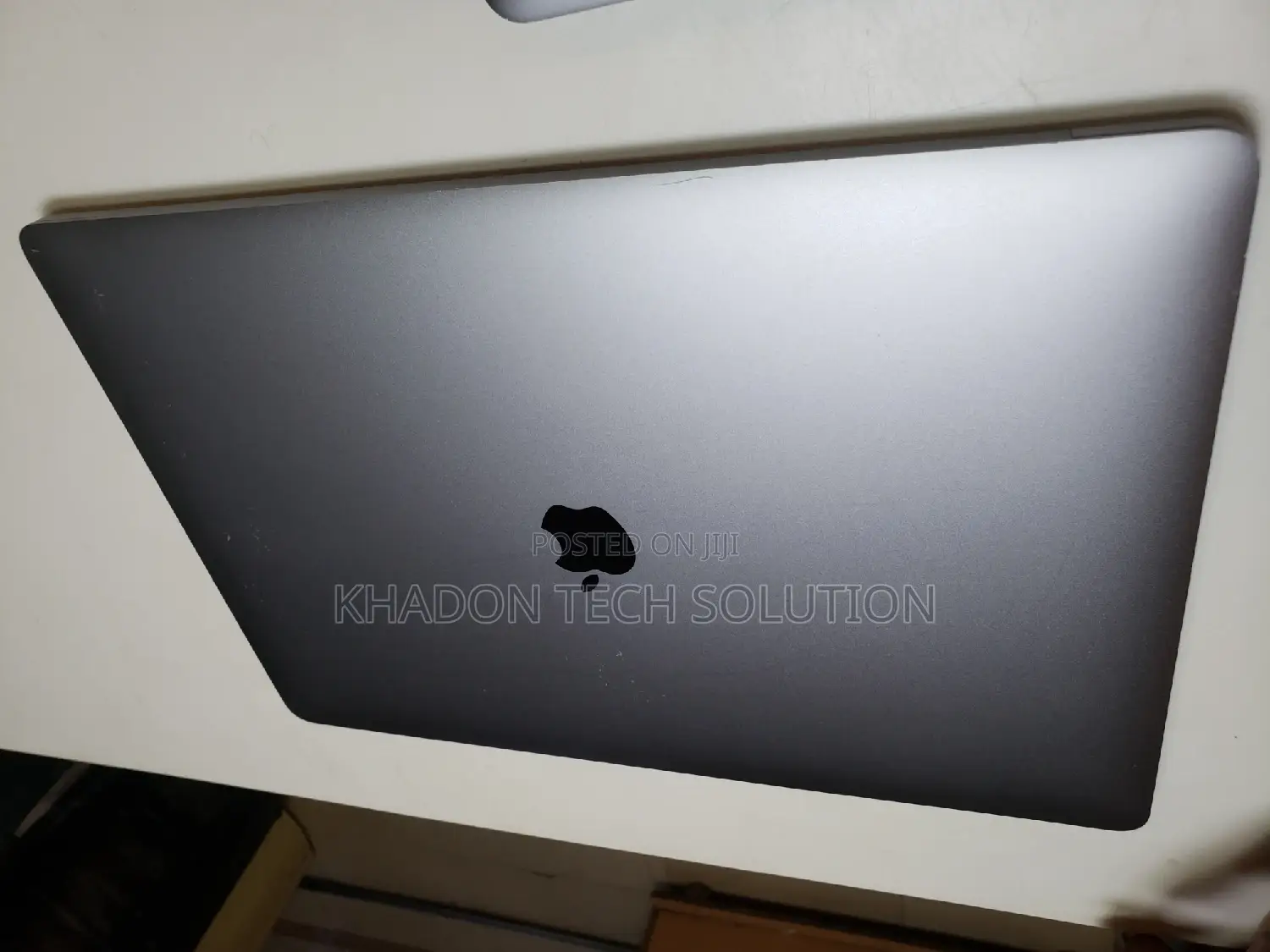 Laptop Apple MacBook Pro 2017 8GB Intel Core I5 SSD 256GB