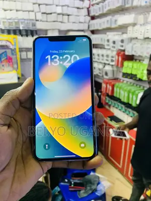Photo - Apple iPhone 11 Pro Max 64 GB Gray