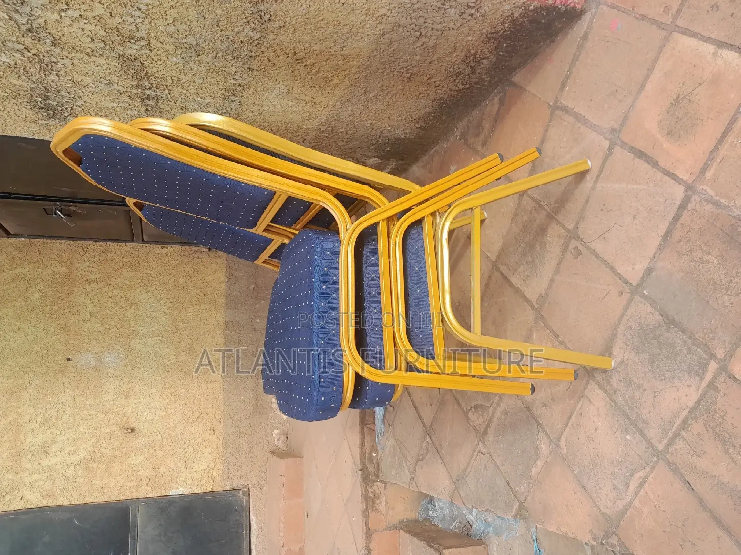 Gold Blue Colour Comfulance