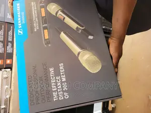 High Quality UHF Wireless Microphone ( 300 Metres Coverage)