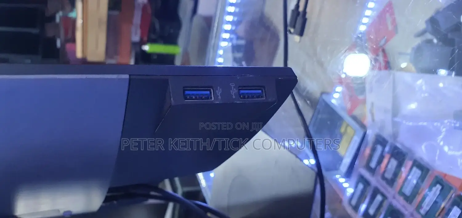 Dell Ips, Ultra Slim Monitor, Tripple Display,Usb 3.0 X4