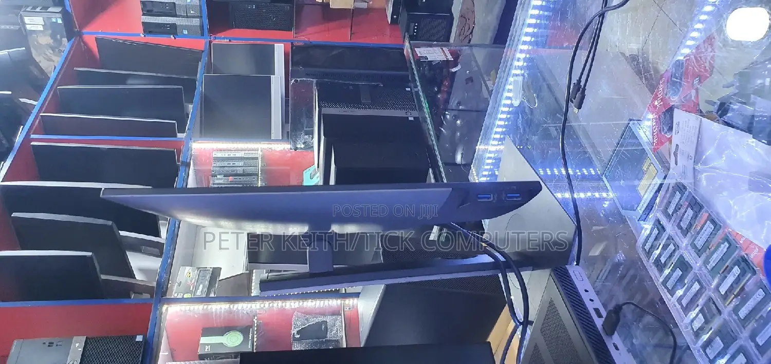 Dell Ips, Ultra Slim Monitor, Tripple Display,Usb 3.0 X4