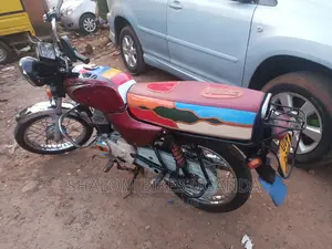 Bajaj Boxer 2016 Red