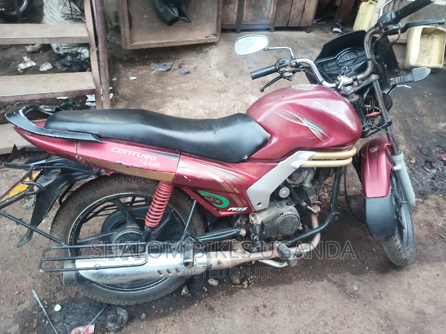 Mahindra Centuro 2019 Red