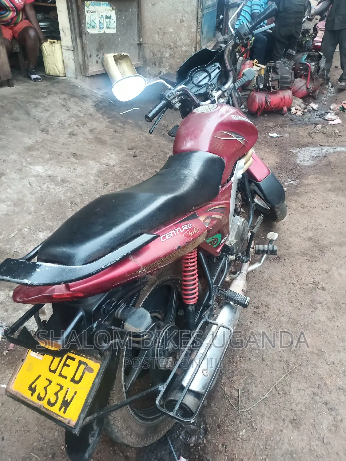 Mahindra Centuro 2019 Red