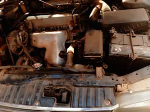 Toyota Corona Premio 2000 Green