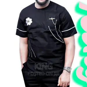 Black Kitengi Shirt. Particular