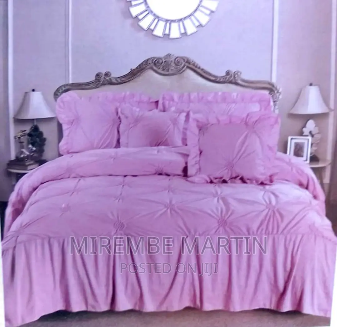 6pc Duvet With One Bedsheet ,Two Pillowcases 2cushions