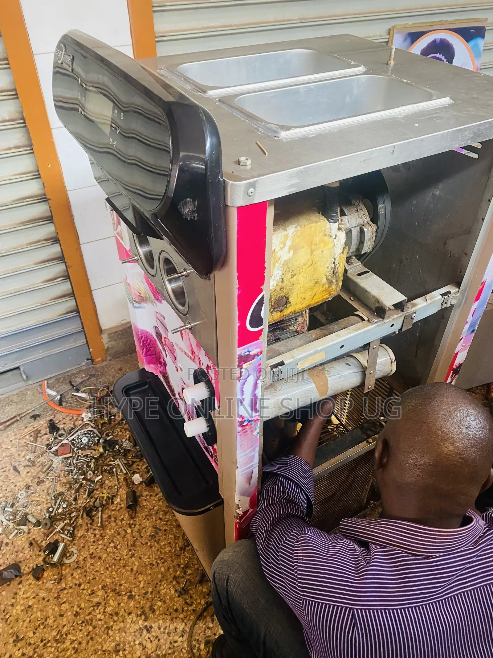 We Provide Good Machine Services and Cleaning