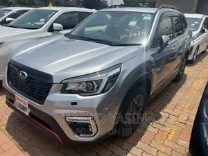 Subaru Forester 2018 Silver