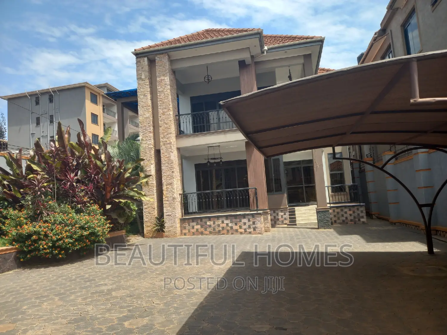 Furnished 6bdrm Mansion in Kyanja, Nakawa for sale