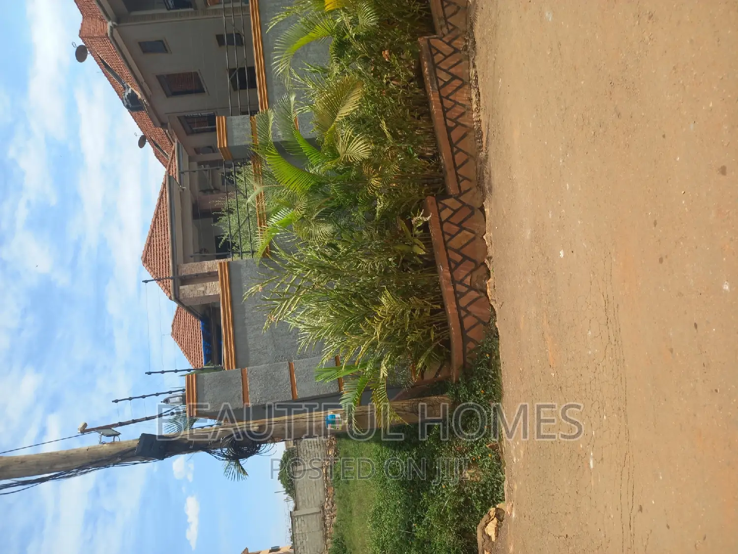 Furnished 6bdrm Mansion in Kyanja, Nakawa for sale