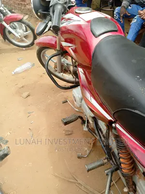 Bajaj CT 110X 2024 Red