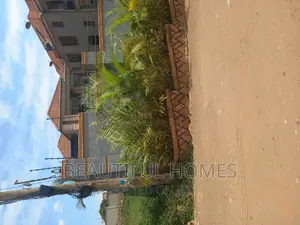 Furnished 6bdrm Duplex in Kyanja Rich, Nakawa for sale