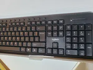 Gaming Logitech Wireless Keyboard