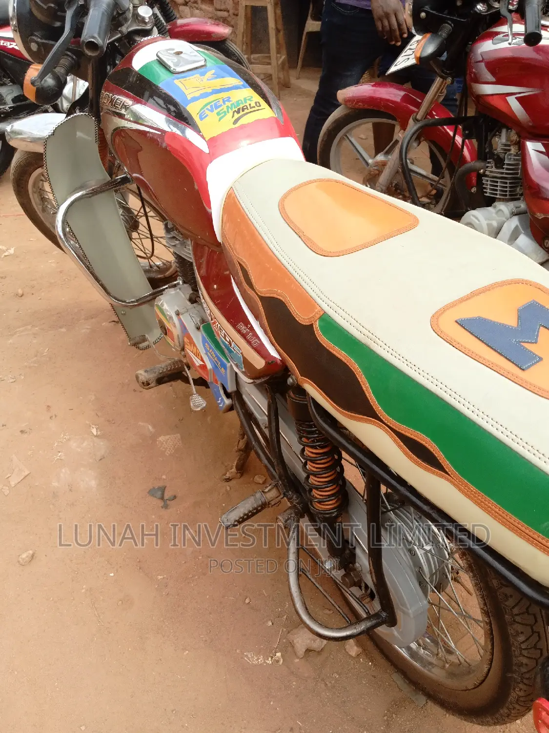 Bajaj Boxer 2023 Red