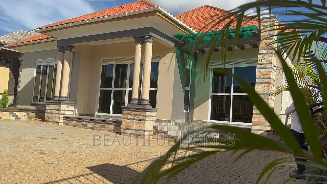Furnished 4bdrm Bungalow in Kitende, Makindye for sale
