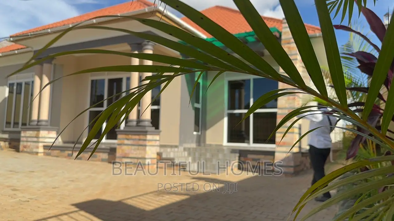 Furnished 4bdrm Bungalow in Kitende, Makindye for sale