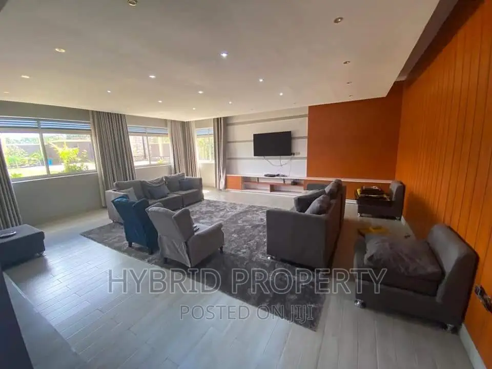 Furnished 5bdrm Mansion in Bweya~Kajjansi Along, Ssisa for sale