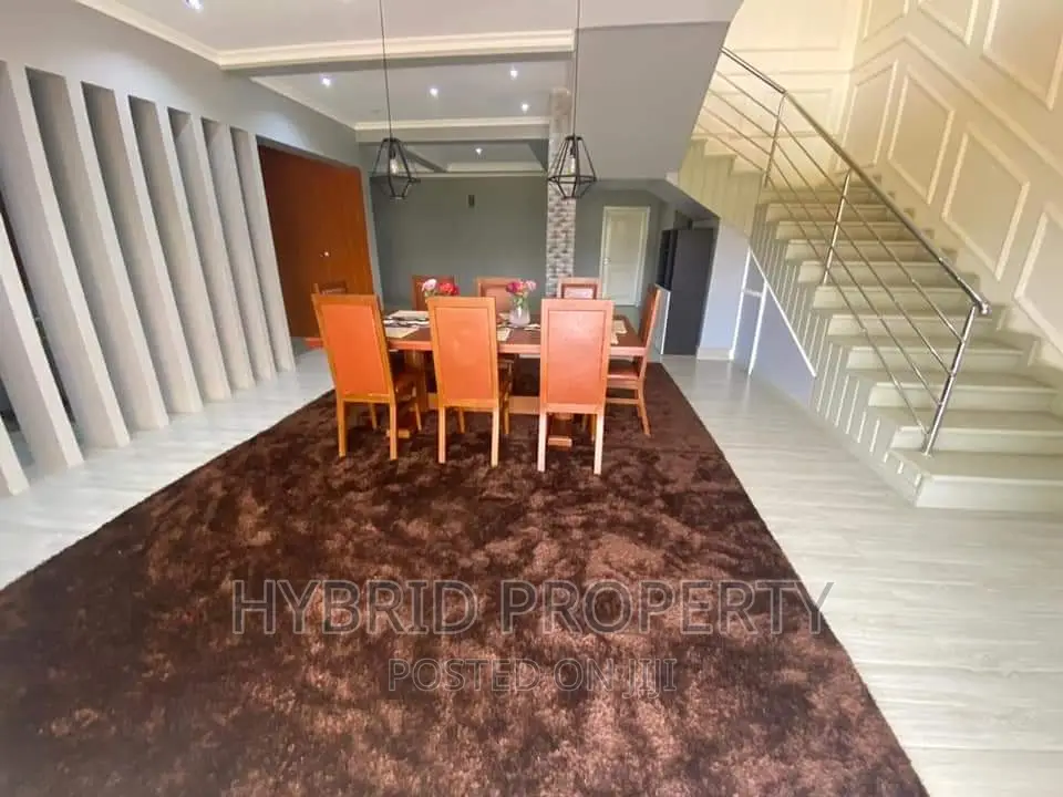 Furnished 5bdrm Mansion in Bweya~Kajjansi Along, Ssisa for sale