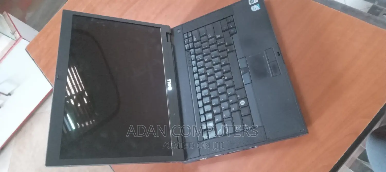 Laptop Dell Latitude E5500 3GB Intel Core 2 Duo HDD 160GB