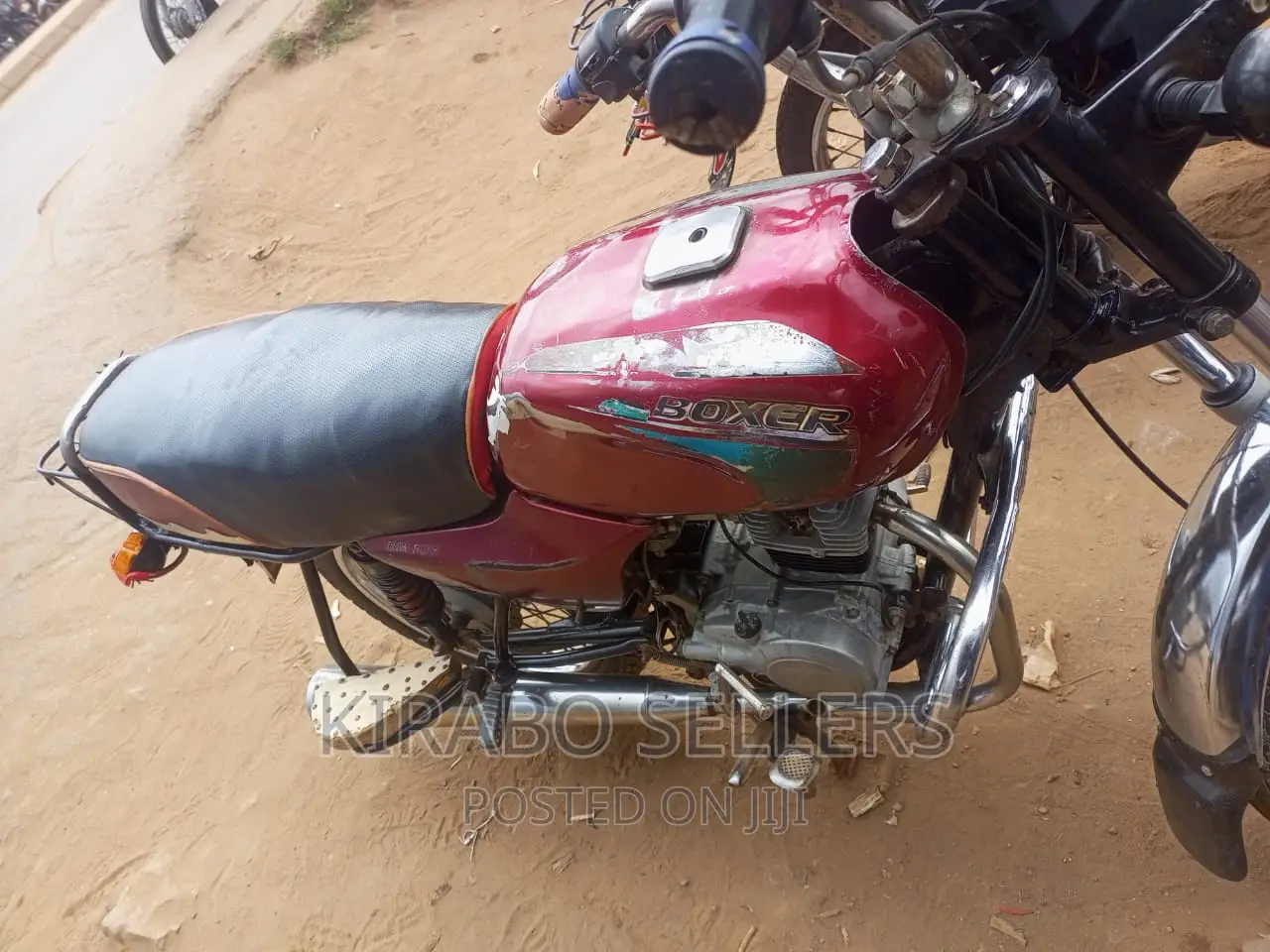 Bajaj Boxer 100 2019 Red