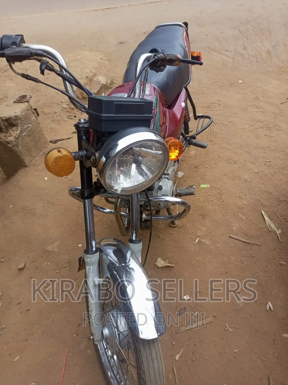 Bajaj Boxer 100 2019 Red
