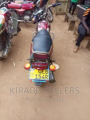 Bajaj Boxer 100 2019 Red