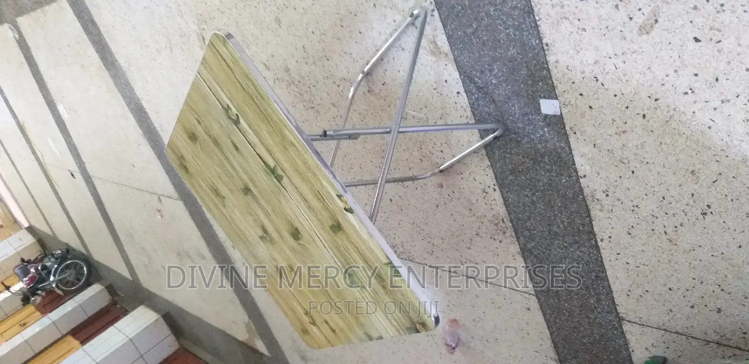 Reading Table